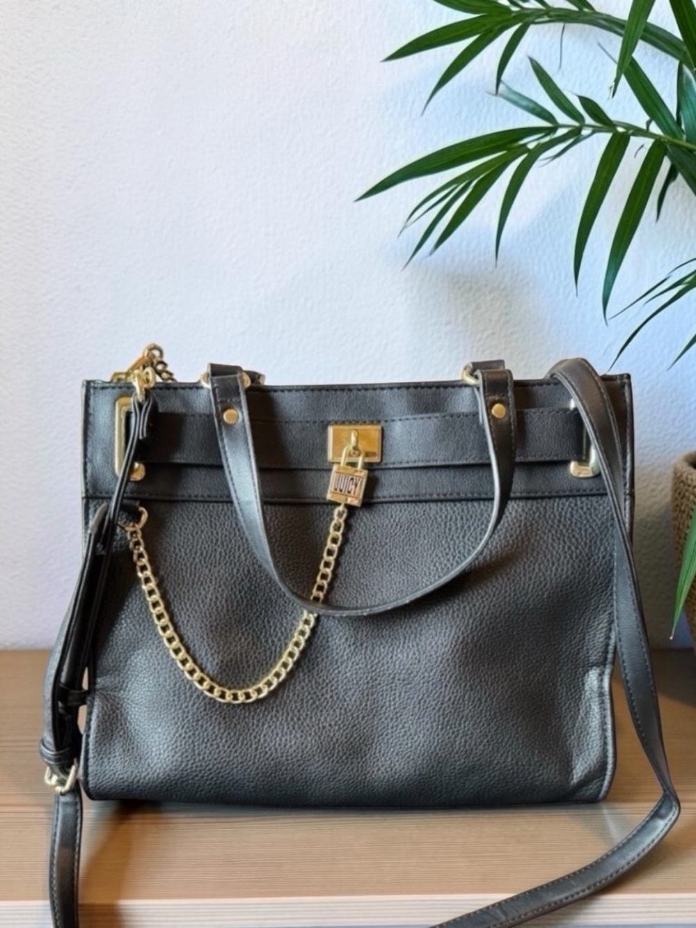 Juicy Couture Edgy Black Handbag Shoulder Bag Crossbody with Gold Chain Details - Picture 2 of 15